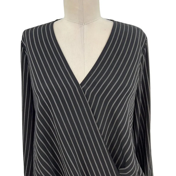 Karen‎ Millen Pinstripe Wrap Blouse Black Long Sleeve Size US 4 - Picture 4 of 13